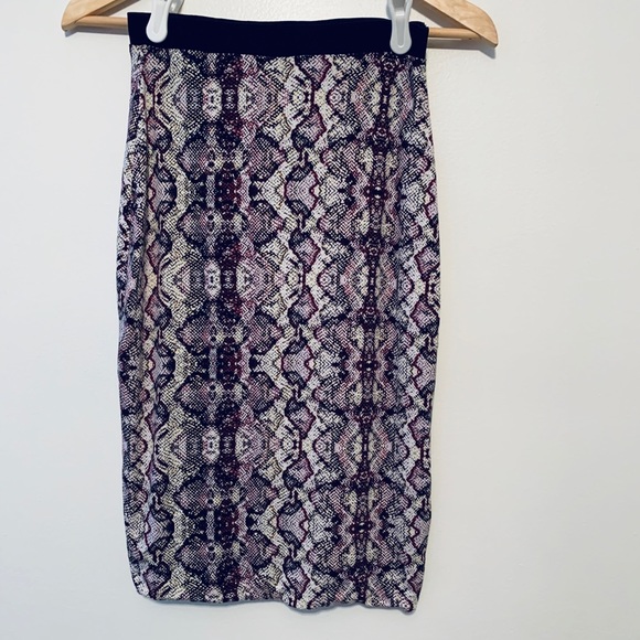 Anthropologie Dresses & Skirts - Anthropology snake print pencil skirt NWOT